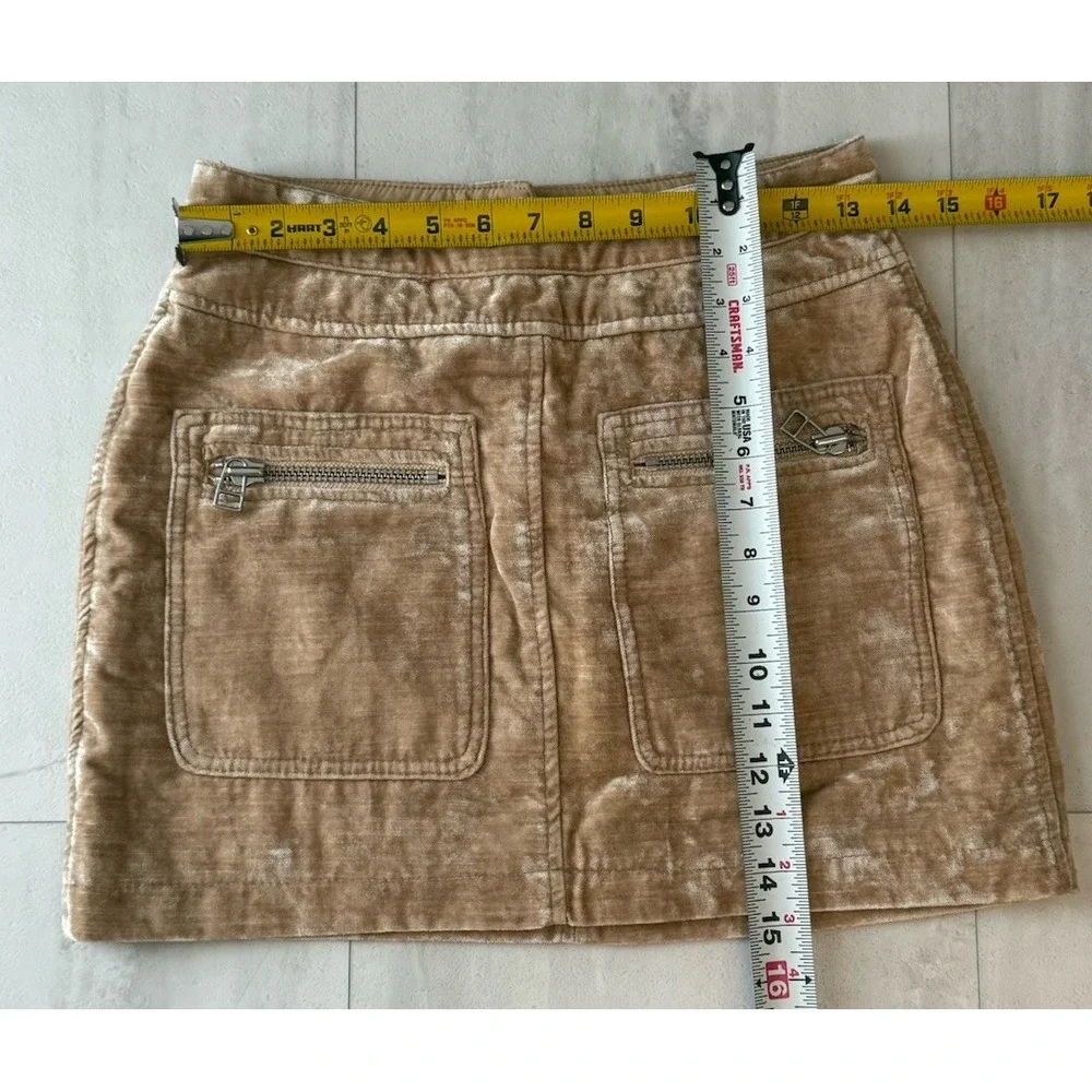 Free People Dust To Dust Crushed Velvet Tan Mini Skirt Festival size 2 - Picture 12 of 12